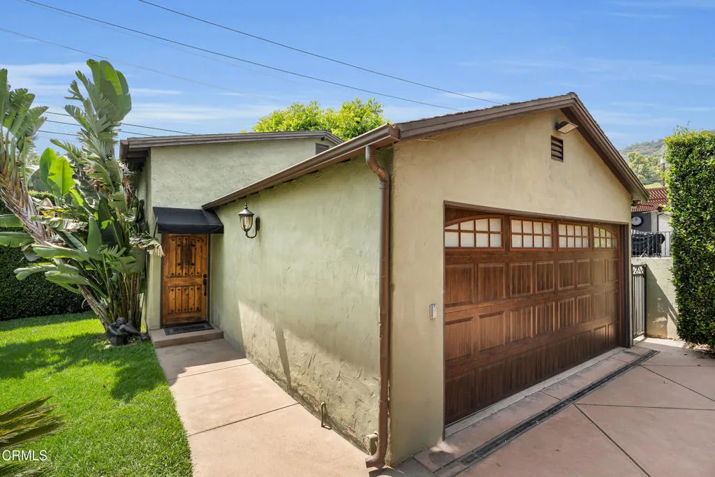 Monrovia, California 91016, United States, 4 Bedrooms Bedrooms, ,5 BathroomsBathrooms,Residential,Active,147444