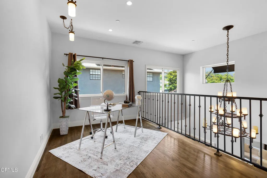 Monrovia, California 91016, United States, 4 Bedrooms Bedrooms, ,5 BathroomsBathrooms,Residential,Active,147444