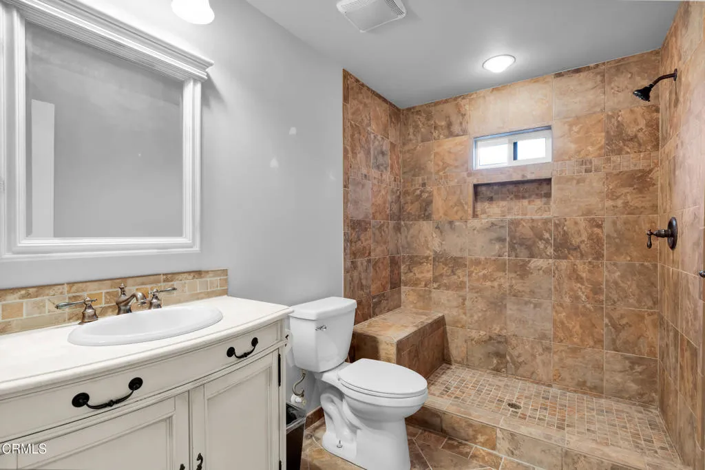 Monrovia, California 91016, United States, 4 Bedrooms Bedrooms, ,5 BathroomsBathrooms,Residential,Active,147444