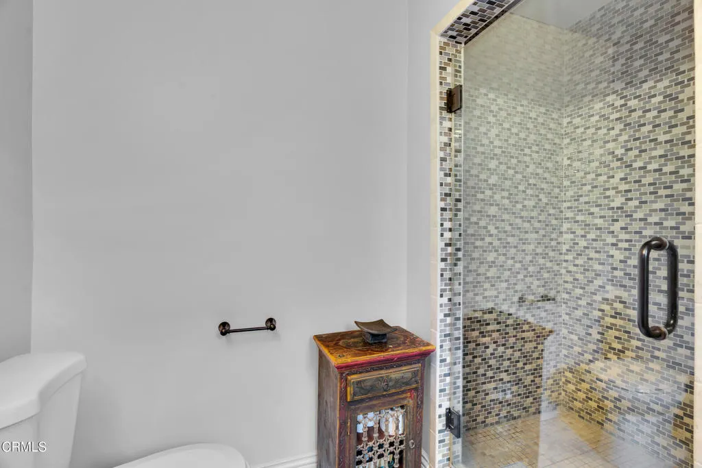 Monrovia, California 91016, United States, 4 Bedrooms Bedrooms, ,5 BathroomsBathrooms,Residential,Active,147444