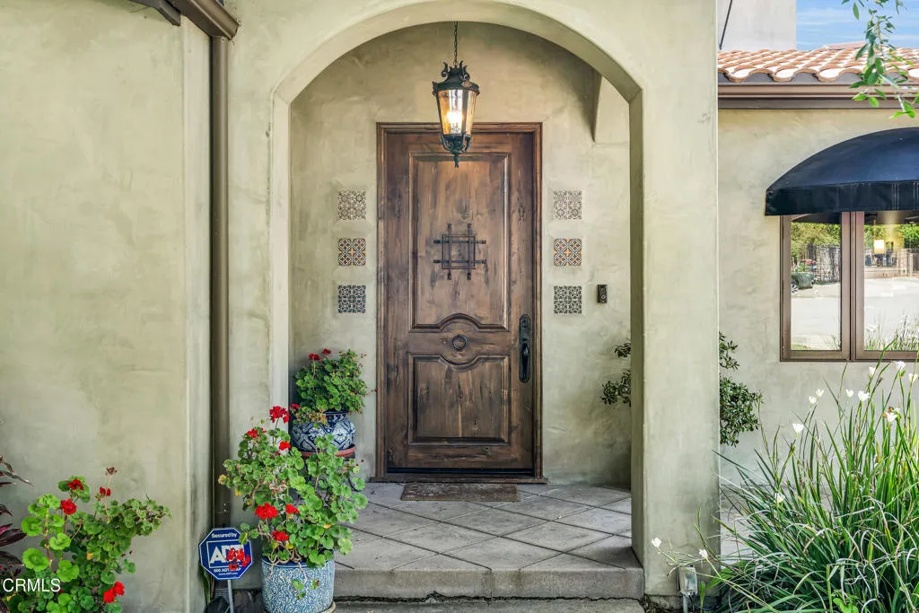 Monrovia, California 91016, United States, 4 Bedrooms Bedrooms, ,5 BathroomsBathrooms,Residential,Active,147444