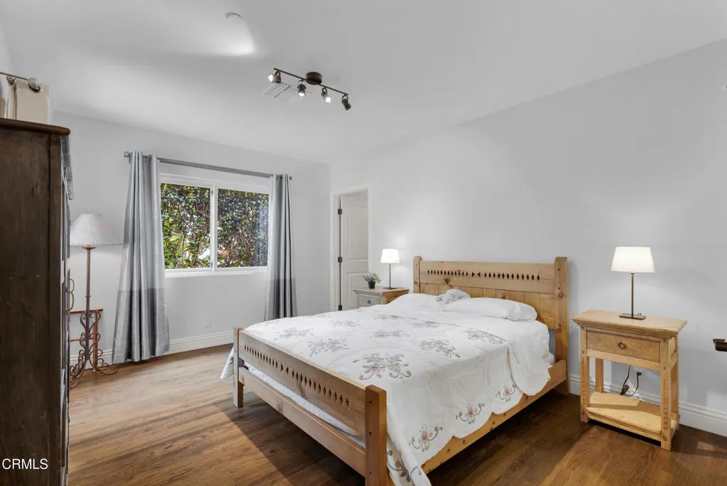 Monrovia, California 91016, United States, 4 Bedrooms Bedrooms, ,5 BathroomsBathrooms,Residential,Active,147444