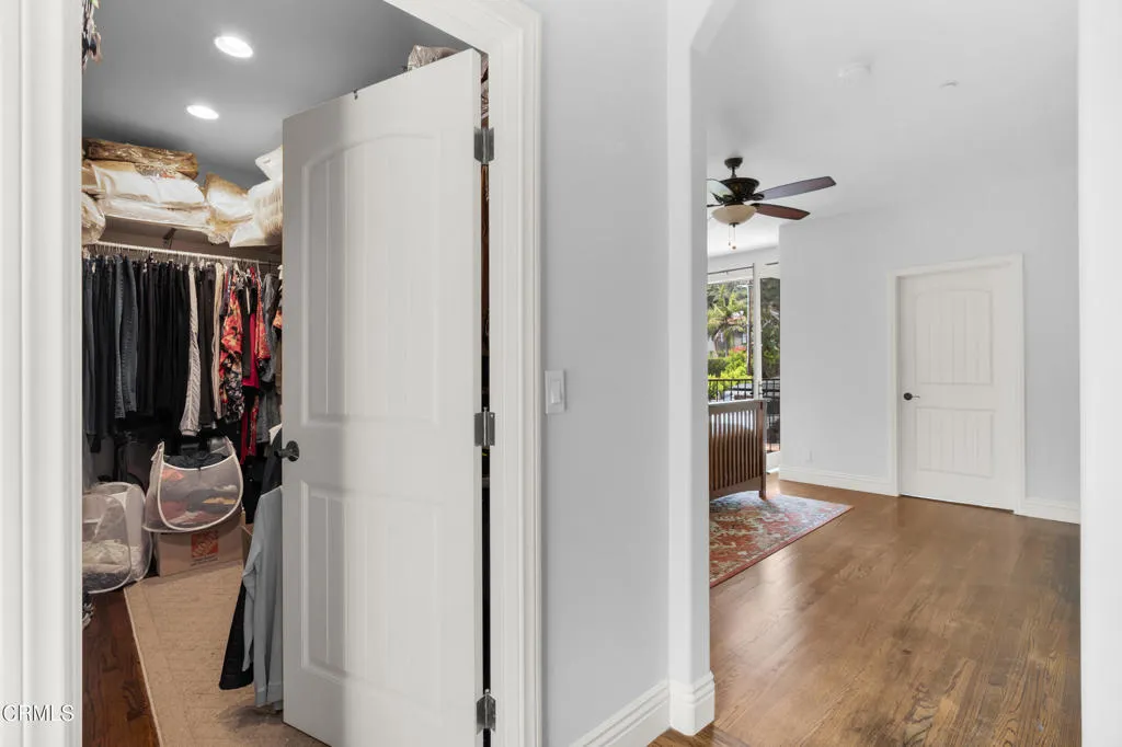 Monrovia, California 91016, United States, 4 Bedrooms Bedrooms, ,5 BathroomsBathrooms,Residential,Active,147444