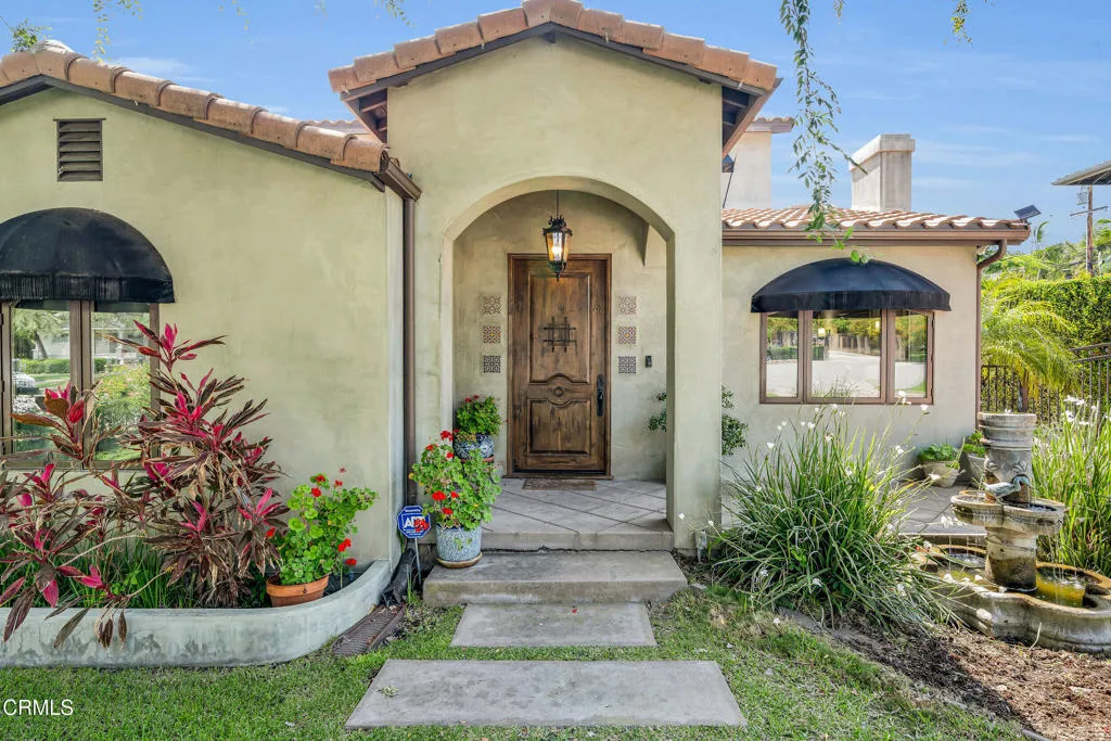 Monrovia, California 91016, United States, 4 Bedrooms Bedrooms, ,5 BathroomsBathrooms,Residential,Active,147444