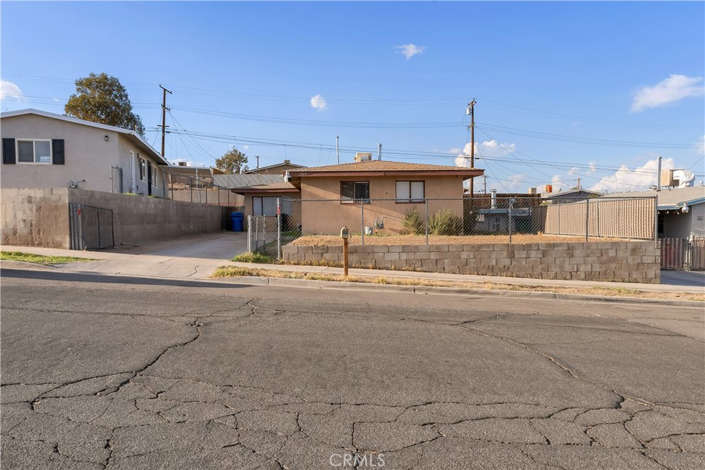 This is currently the best bang for your buck in Barstow! Recently updated and thoughtfully refreshed, this home blends modern comfort with everyday convenience. Picture yourself pulling into a spacious, gated property with plenty of room for cars, toys, and gatherings. The large front and backyard are perfect for play, relaxation, or creating your own outdoor oasis. Inside, fresh renovations bring a sense of new beginnings, giving you a space that feels ready for your next chapter. Tucked away in the heart of the city, you’re just minutes away from schools, shopping, and the freeway, making daily life easy and connected. This isn’t just a home, it’s an opportunity to enjoy comfort, convenience, and value all in one place