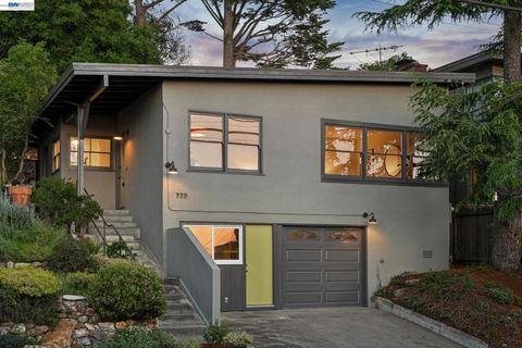 Photo of 777 CRAGMONT AVENUE Ave, Berkeley, CA 94708 (MLS # 41128425)