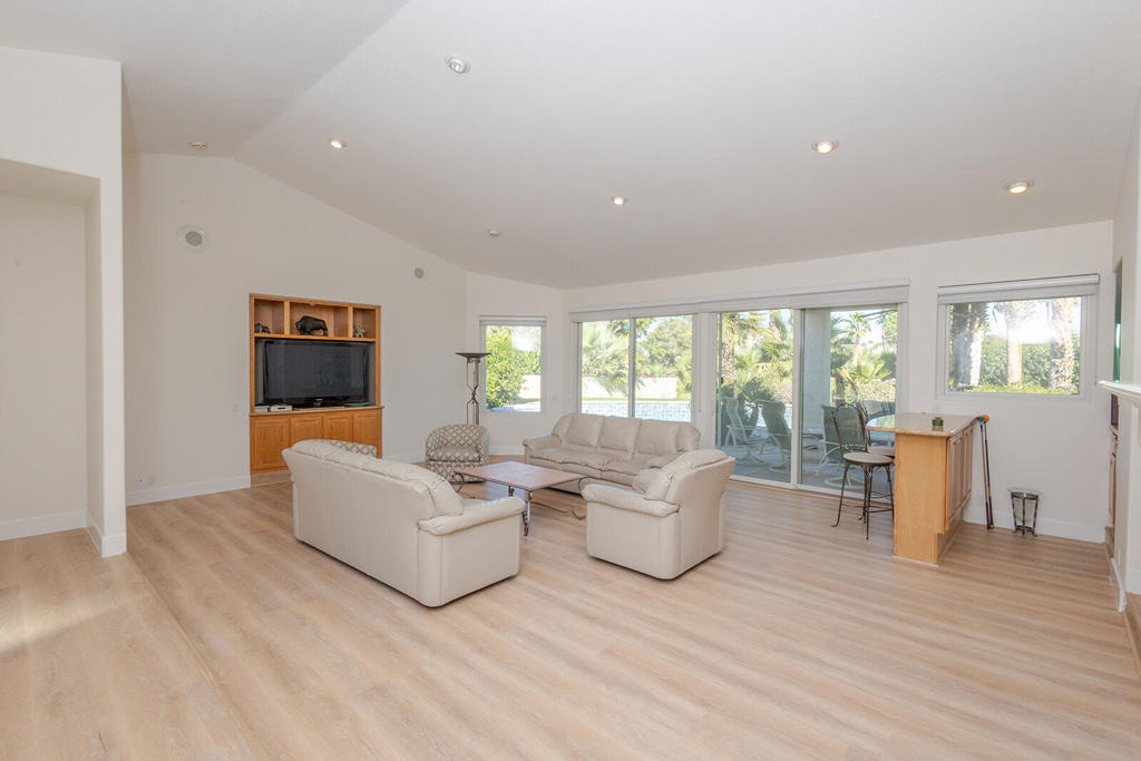 Avondale Country Clu - Residential