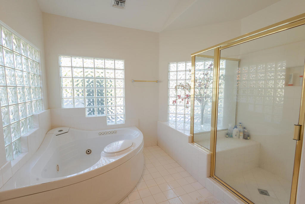 Avondale Country Clu - Residential