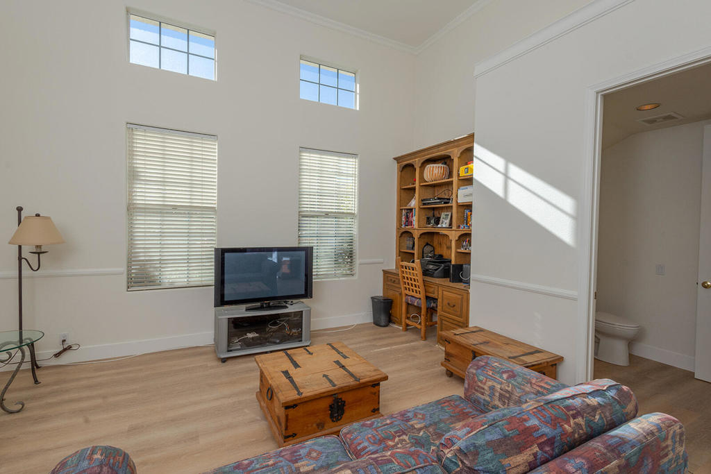 Avondale Country Clu - Residential