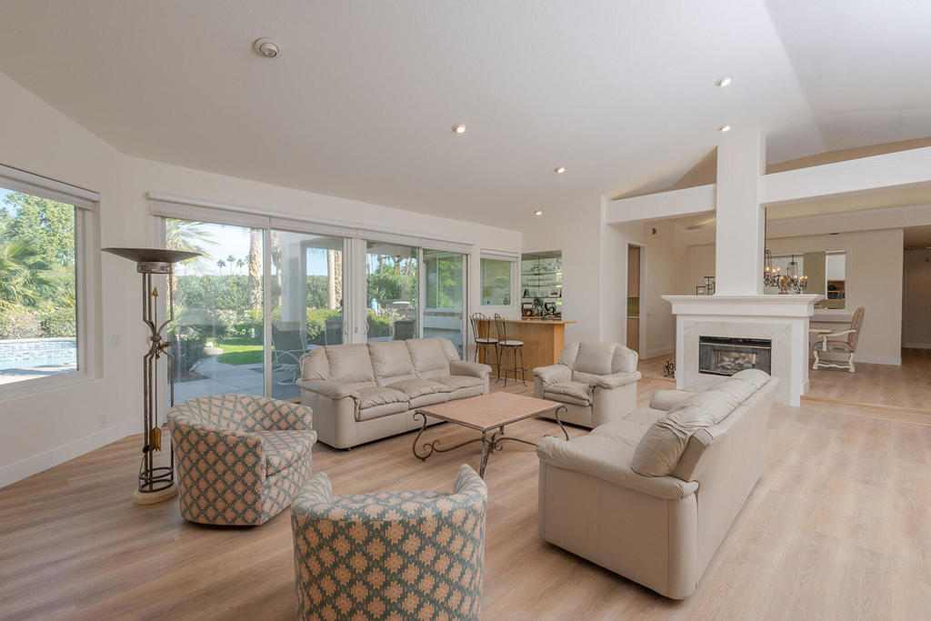 Avondale Country Clu - Residential