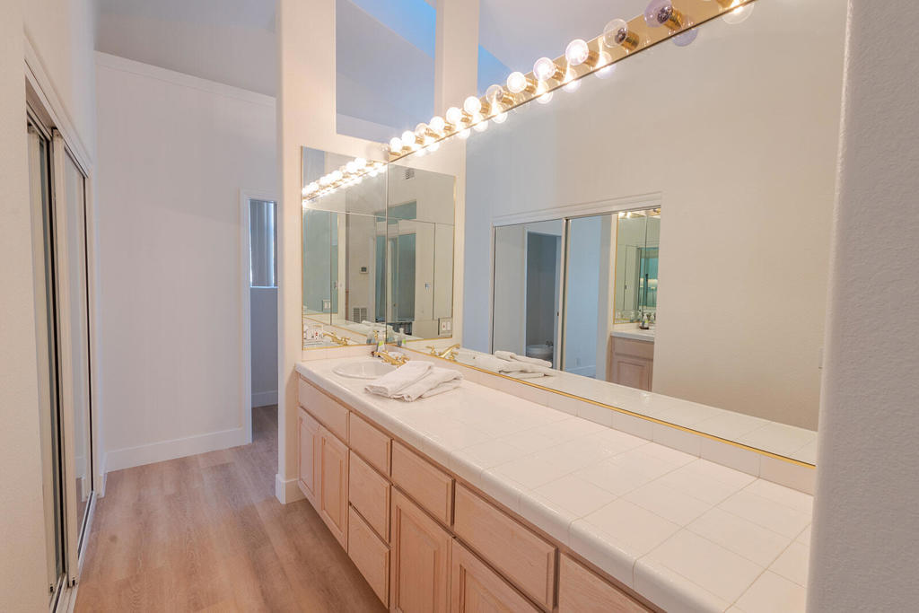 Avondale Country Clu - Residential