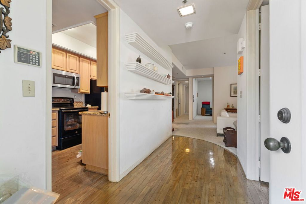 Properties 2 2102 Century Park Lane 317