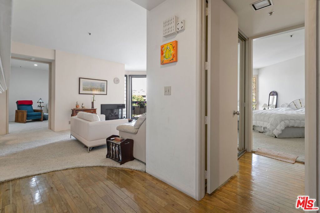 Properties 3 2102 Century Park Lane 317