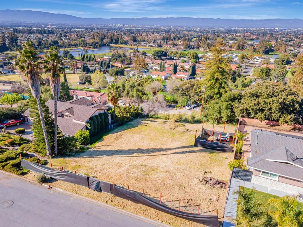Rare opportunity to build custom home in Berryessa Foothills!! The only vacant lot in the neighborhood. Utilities are on site and street level. Beautiful city views and close to Alum Rock park and short drive to schools. Berryessa School district and Piedmont Hills High School.