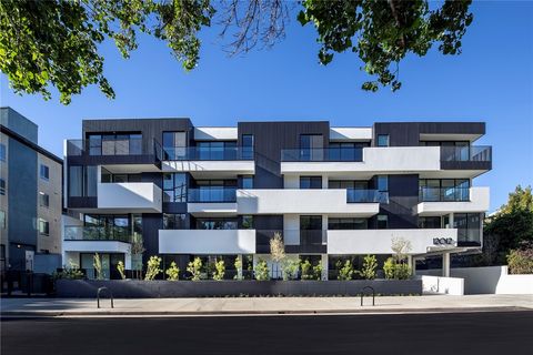 Photo of 12012 Valleyheart Drive #301, Studio City, CA 91604 (MLS # SR26034375)