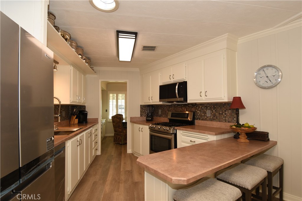 Palm Desert Greens (32254) - Residential Lease