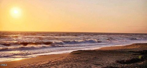 Tiny photo for 3107 Harbor Boulevard, Oxnard, CA 93035 (MLS # V1-36447)