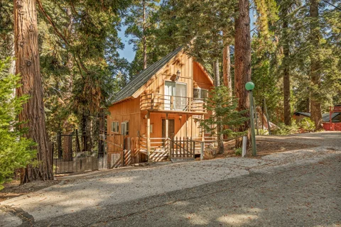 31522 Cedarwood Drive, Running Springs, CA 92382 - MLS#: 219153594DA
