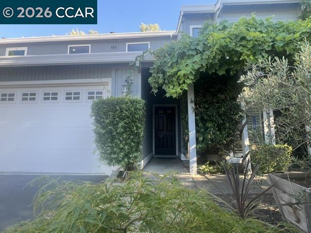 373 Grapevine Place