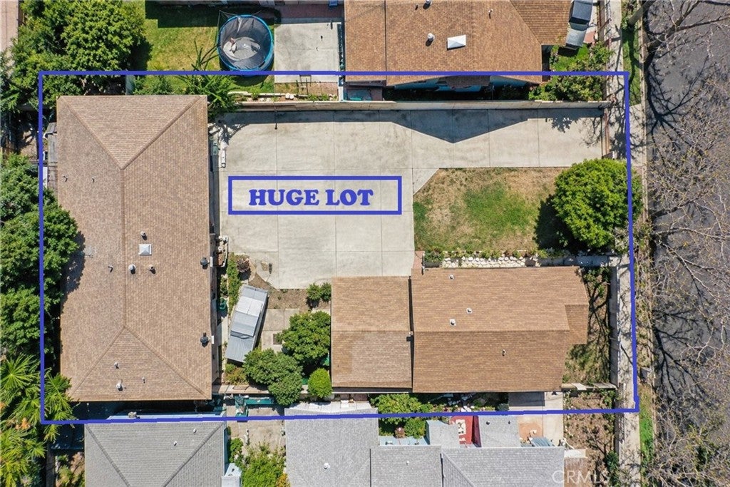 1001 W Myrtle