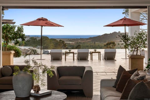 Photo of 4704 El Mirar, Rancho Santa Fe, CA 92067 (MLS # NDP2607528)