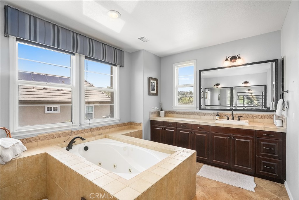 Amarante (AMRN) - Residential