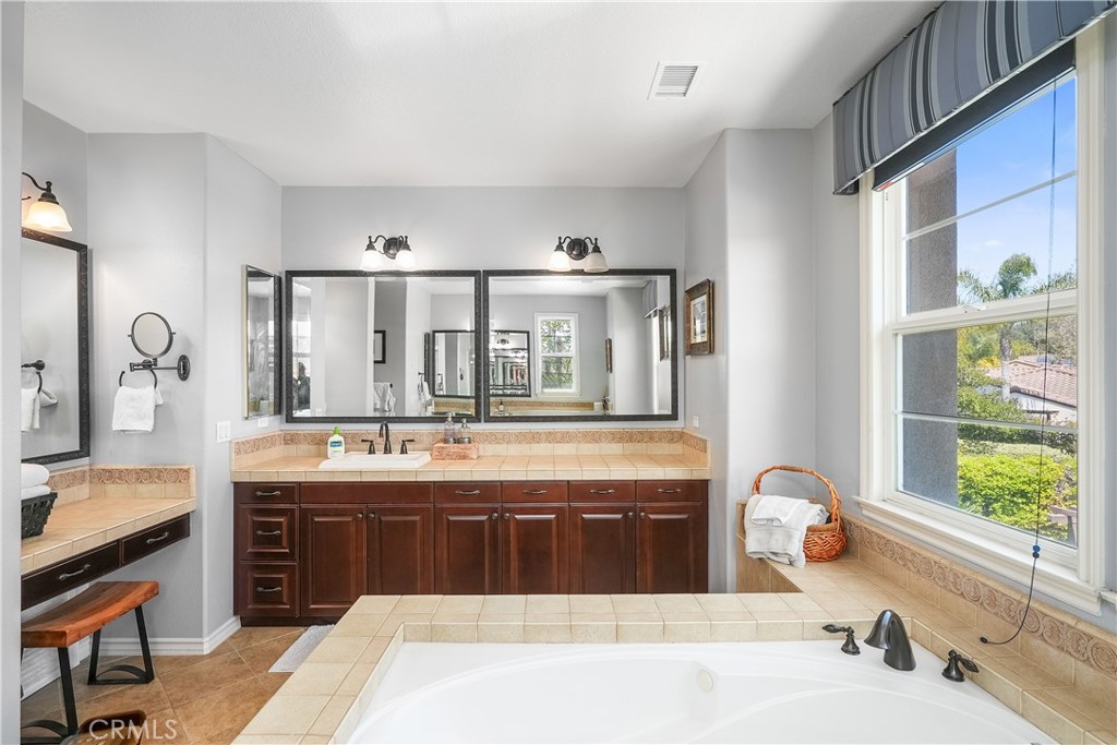 Amarante (AMRN) - Residential