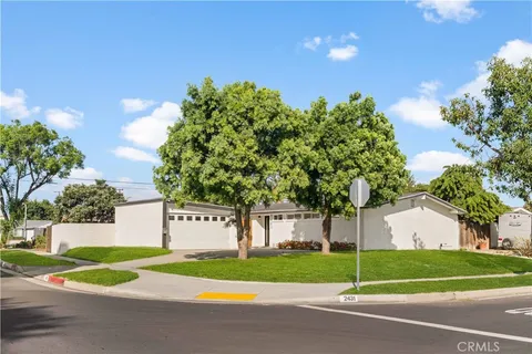 2431 Santa Ysabel Avenue, Fullerton, CA 92831 - MLS#: WS25249430