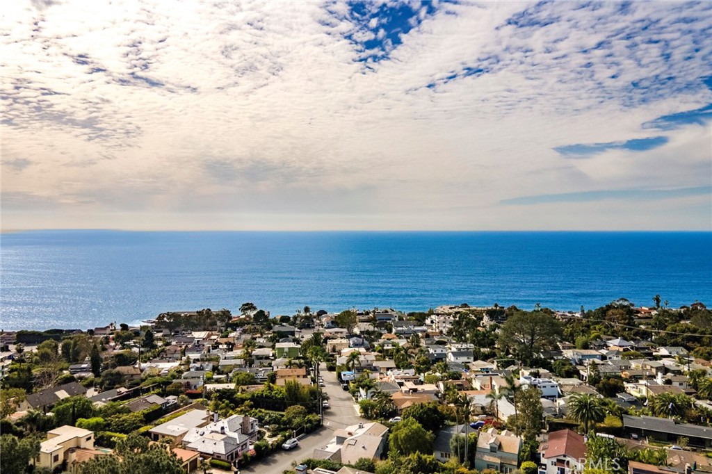 22332 Eagle Rock