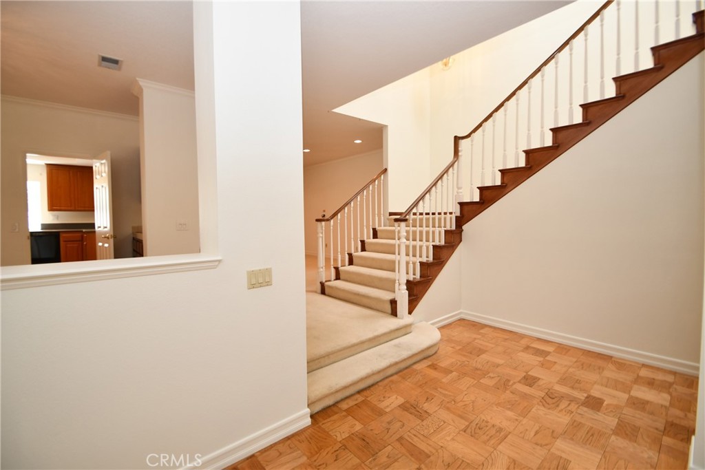 2123 Shelburne Way 29