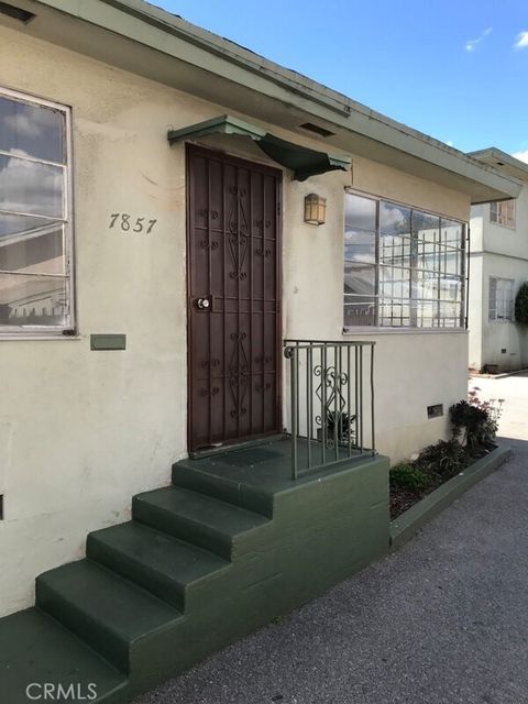 Photo of 7857 Crenshaw Boulevard, Los Angeles, CA 90043 (MLS # IN26146530)