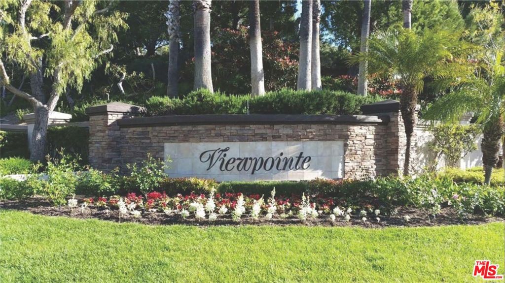 1055 S Dewcrest Drive