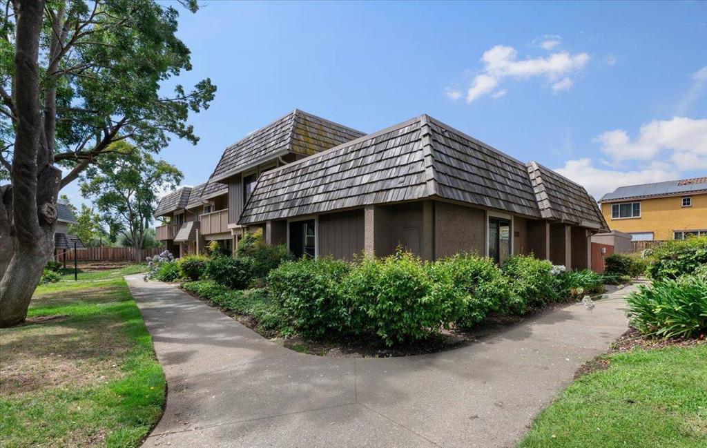 4740 Clear River Court