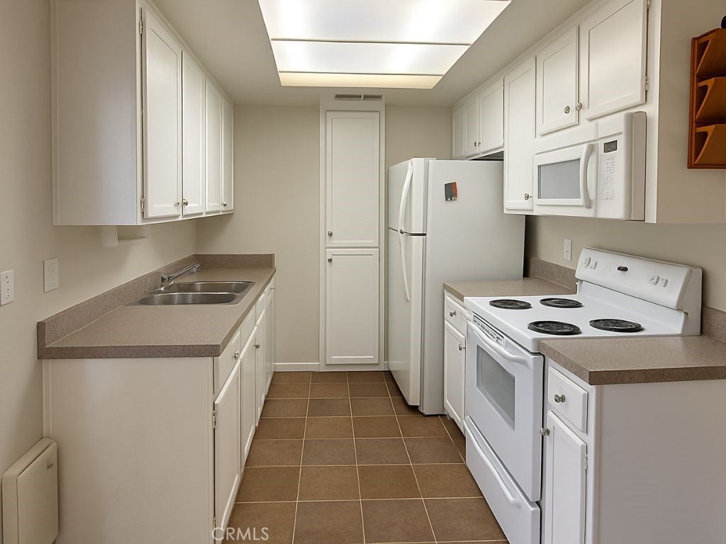 2694 Del Norte Place