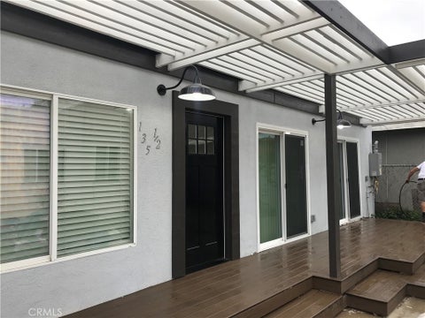 Photo of 135 1/2 W 88th Street #135 1/2, Los Angeles, CA 90003 (MLS # SR26174383)