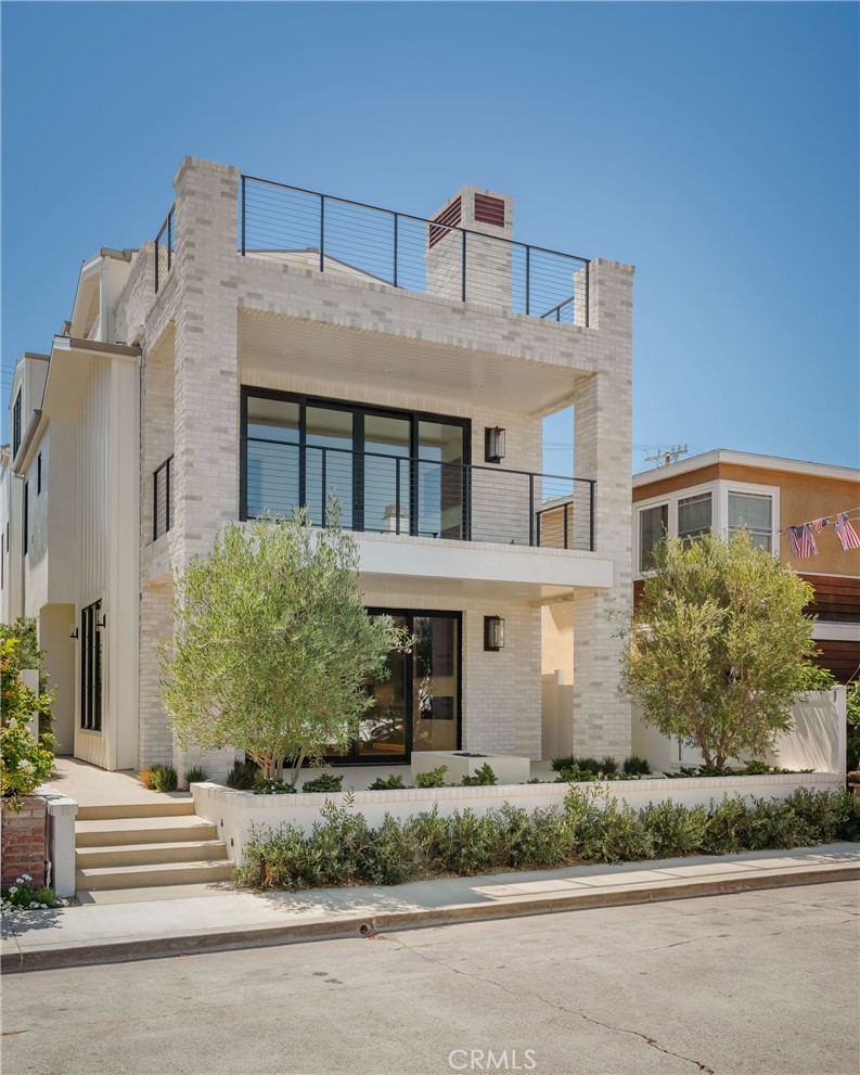 225 Diamond, Newport Beach CA 92662 - Photo 33