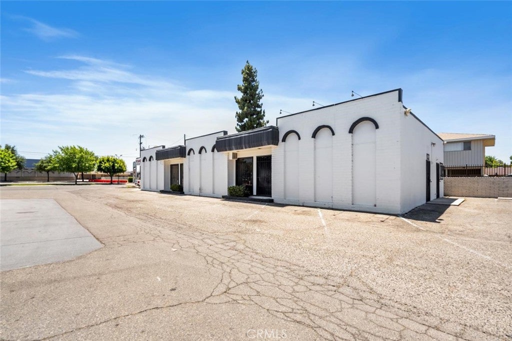 4141 E Gettysburg