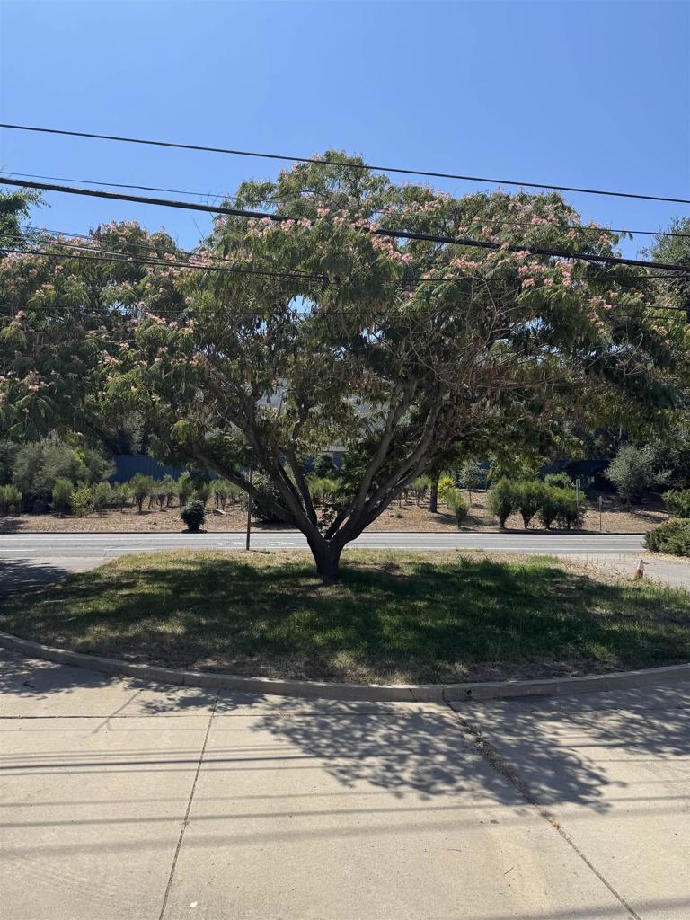 9168 Old Castle Road Road