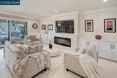 Photo of 1184 1184 Rockledge Ln Ln #5, Walnut Creek, CA 94595 (MLS # 41126656)