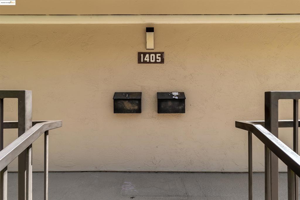 ROSSMOOR - Residential