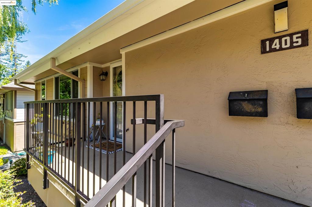 ROSSMOOR - Residential