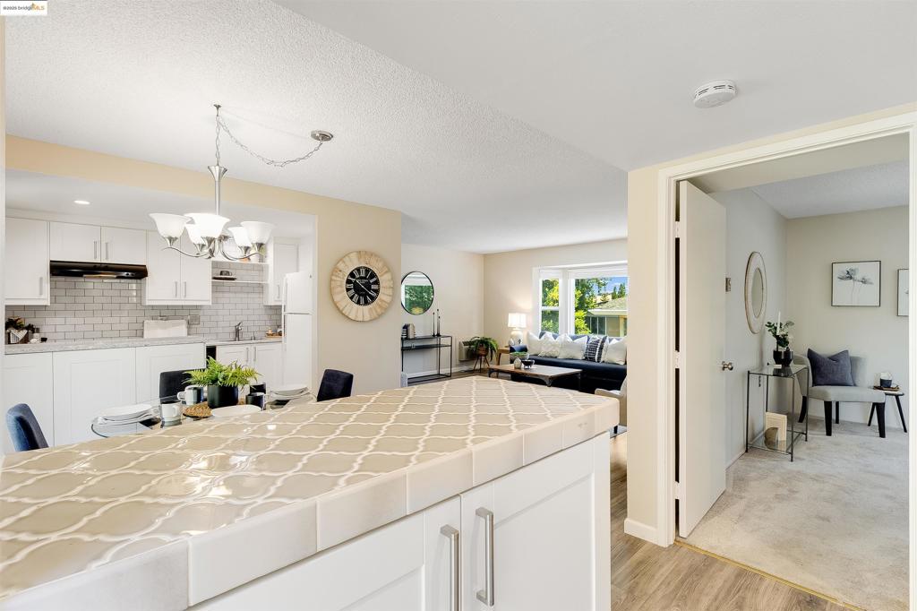 ROSSMOOR - Residential