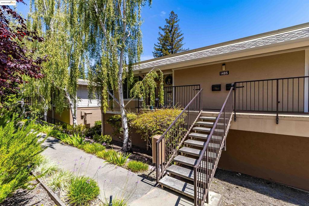 Welcome to your serene retreat in the heart of Rossmoor! This stunning upper-level Del Monte model offers a perfect blend of comfort, privacy, and style. With no one above and just one shared wall, you’ll love the quiet, light-filled ambiance that flows through every room. Inside you'll find freshly updated interior featuring newer flooring, fresh paint, and a remodeled bathroom. The spacious living room boasts a charming bay window, while the dining area offers delightful views through a large picture window—ideal for relaxing or entertaining. The sleek, modern kitchen is equipped with matching appliances and quartz countertops, ready for your culinary adventures. Every detail has been considered to make this home both stylish and move-in ready. Enjoy resort-style living in Rossmoor, one of Walnut Creek’s most sought-after 55+ communities. Dive into a lifestyle rich with amenities: golf, swimming, tennis, fitness center, hiking trails, concerts, clubs, dances, art and woodworking studios, and much more. Includes covered parking, space 5, with a convenient storage closet. Whether you're downsizing, retiring, or just ready for a beautifulnew chapter, this inviting home is your perfect next step. Don’t miss this incredible opportunity to live in comfort, style, and community.