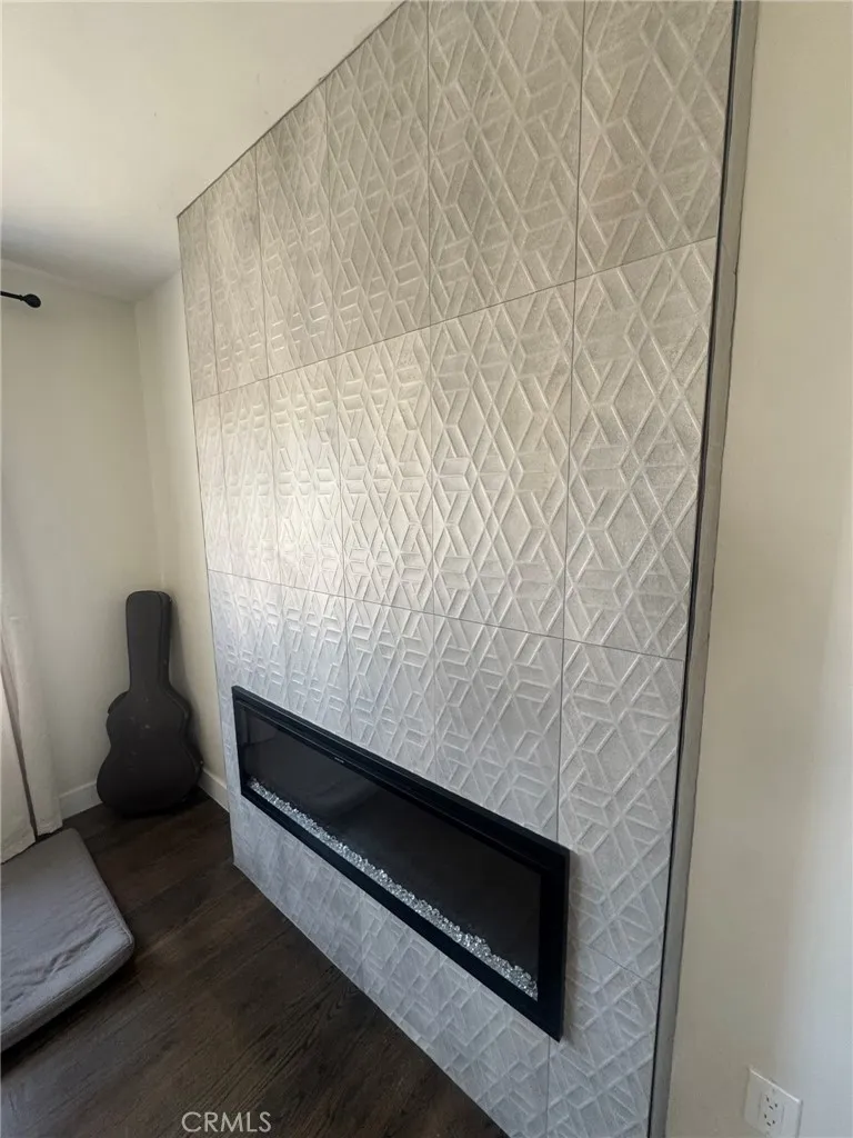 Lakewood, California 90712, United States, 3 Bedrooms Bedrooms, ,2 BathroomsBathrooms,Residential,Pending,188884