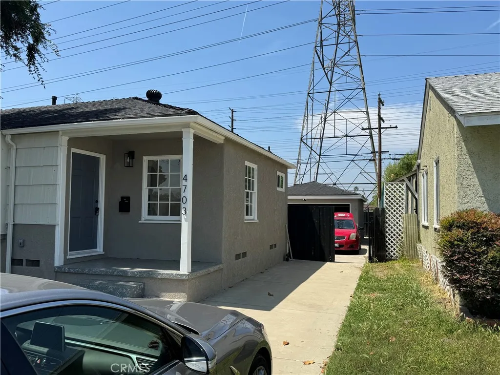 Lakewood, California 90712, United States, 3 Bedrooms Bedrooms, ,2 BathroomsBathrooms,Residential,Pending,188884