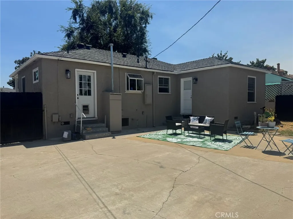 Lakewood, California 90712, United States, 3 Bedrooms Bedrooms, ,2 BathroomsBathrooms,Residential,Pending,188884