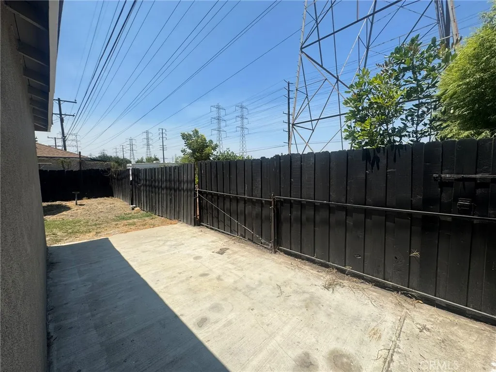 Lakewood, California 90712, United States, 3 Bedrooms Bedrooms, ,2 BathroomsBathrooms,Residential,Pending,188884