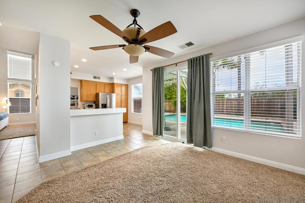 740 Avenida Codorniz