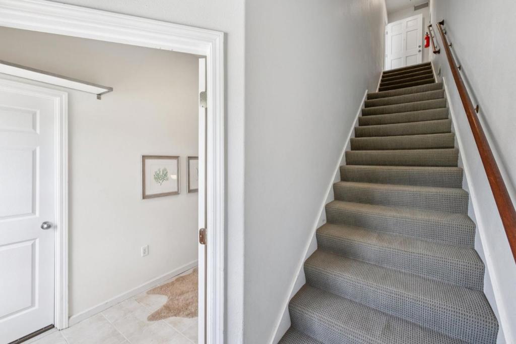168 W Point Avenue