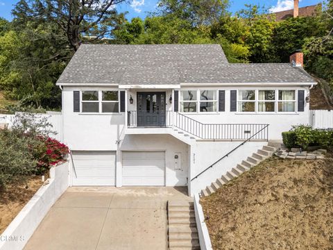 Photo of 3121 Lake Hollywood Drive, Los Angeles, CA 90068 (MLS # P1-26556)